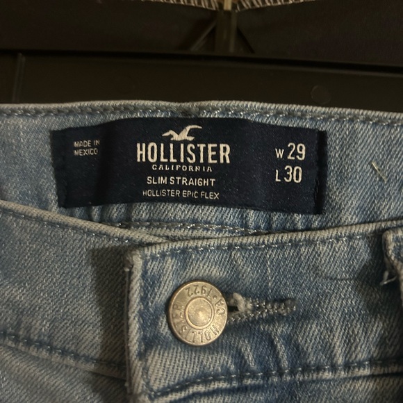 Hollister Women's Light Blue Straight Leg Jeans - Picture 3 of 3